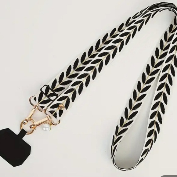 Chic Black and White Leaf Pattern Strap - Picture 1 of 2